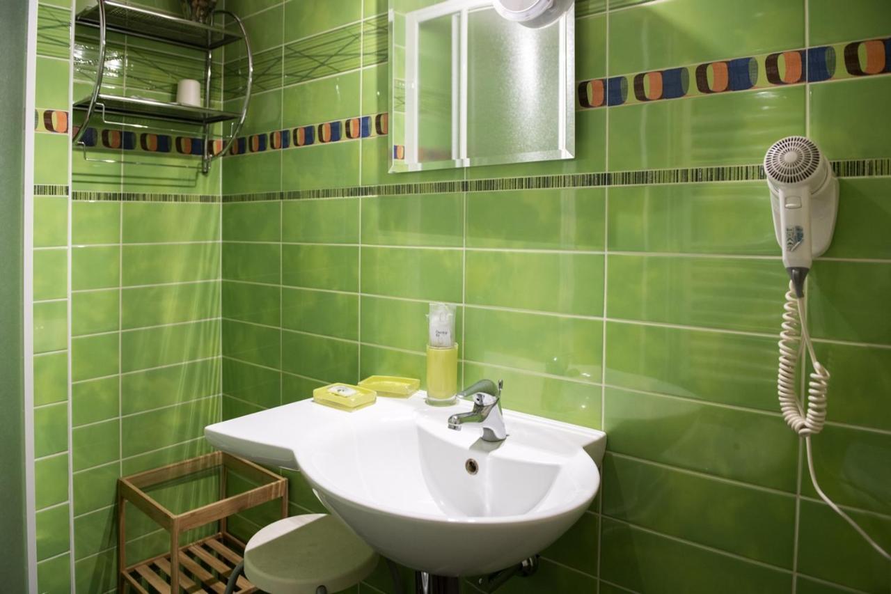 L'Ippogrifo Apartment แฟร์รารา ภายนอก รูปภาพ