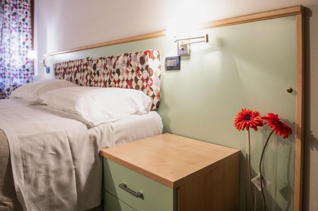 L'Ippogrifo Apartment แฟร์รารา ภายนอก รูปภาพ