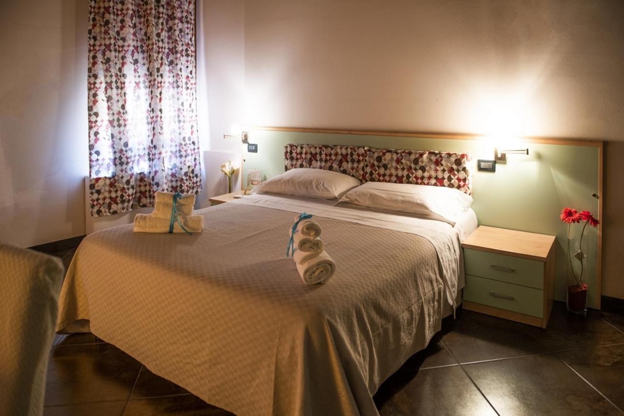 L'Ippogrifo Apartment แฟร์รารา ภายนอก รูปภาพ