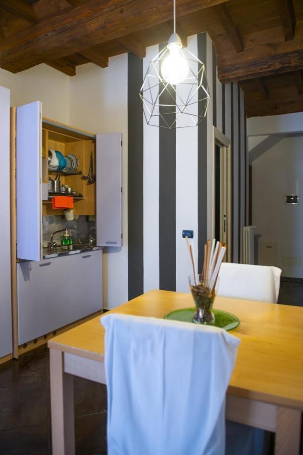 L'Ippogrifo Apartment แฟร์รารา ภายนอก รูปภาพ