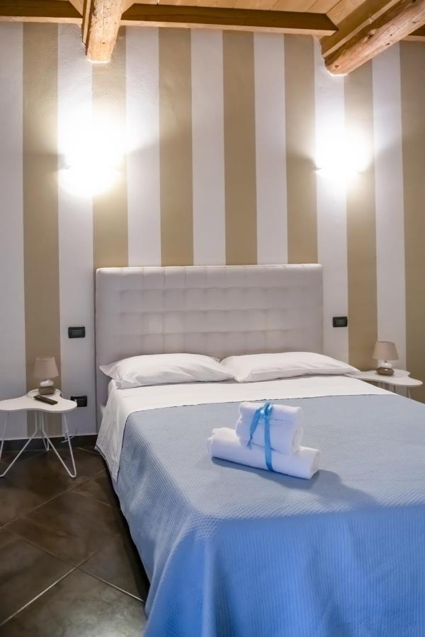 L'Ippogrifo Apartment แฟร์รารา ภายนอก รูปภาพ