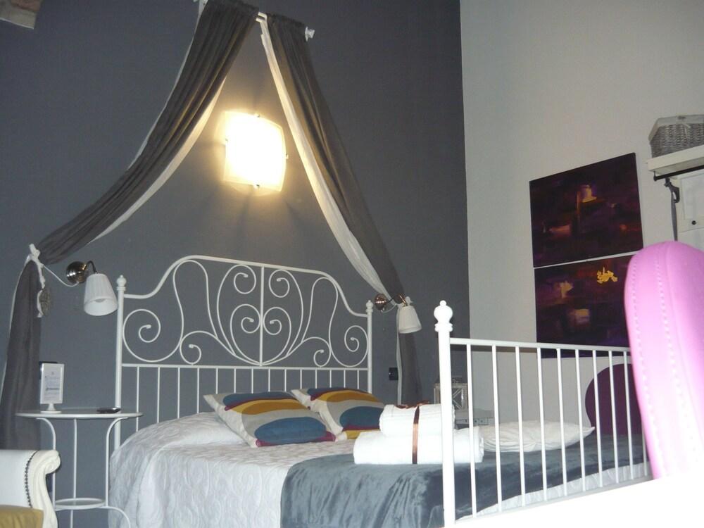 L'Ippogrifo Apartment แฟร์รารา ภายนอก รูปภาพ