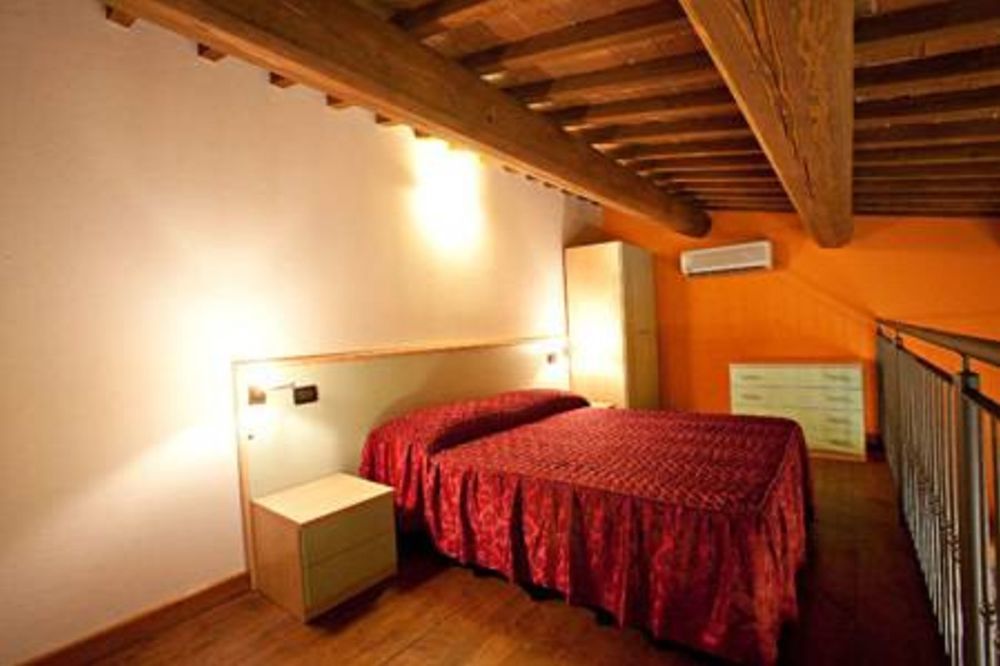 L'Ippogrifo Apartment แฟร์รารา ภายนอก รูปภาพ