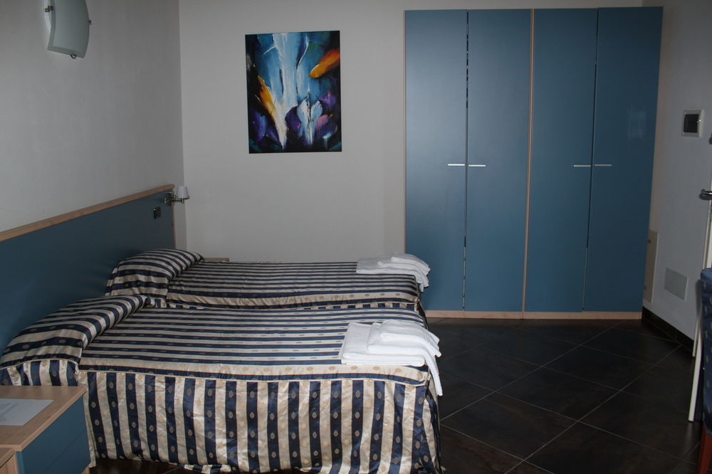 L'Ippogrifo Apartment แฟร์รารา ภายนอก รูปภาพ